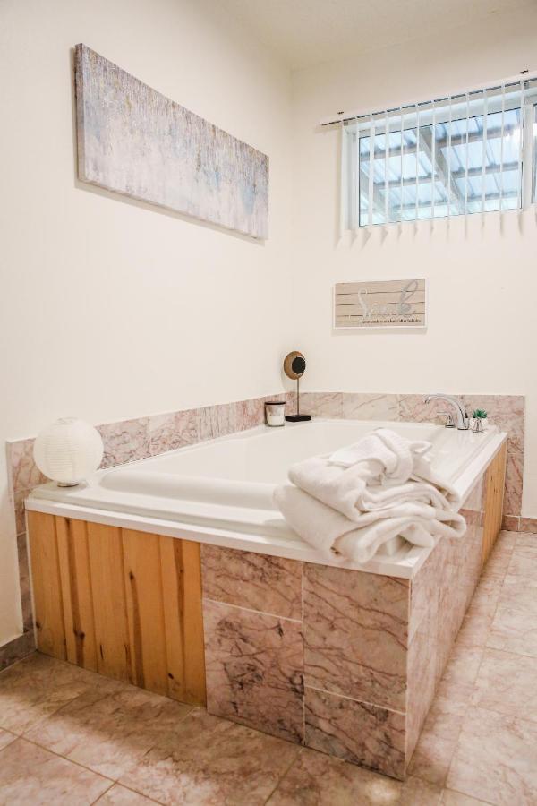 Moonlight Cottage - Your Romantic & Scenic Escape Сев'єрвілл Екстер'єр фото